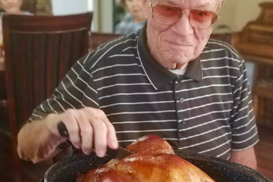 Continuing holiday traditions while coping with Alzheimer's: carving the turkey